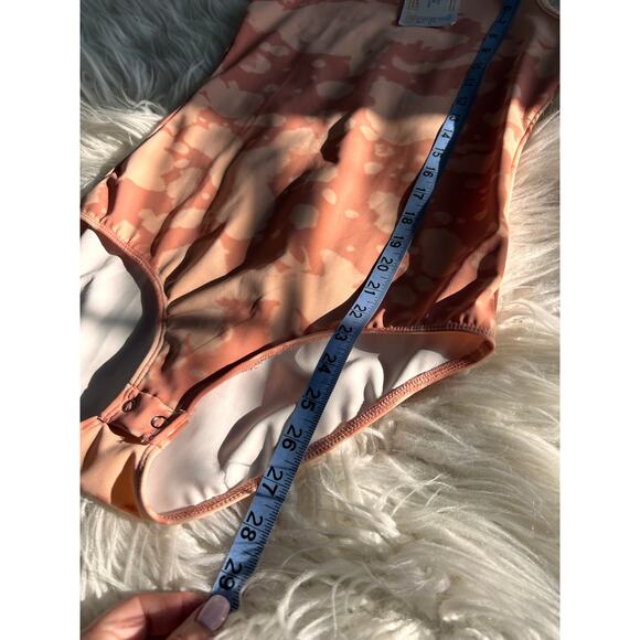 NWT Lularoe Women's Tie Dye Hope Bodysuit Sculpting Tank Top pink Size Small - Picture 9 of 9